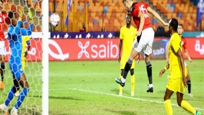 60 دقيقة.. تدخلات عنيفة من توجو على لاعبي منتخب مصر