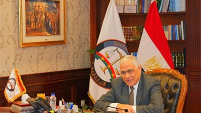 النائب العام يناقش تعزيز التعاون القضائي مع وفد قضائي روسي