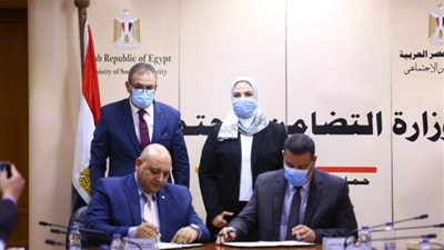 غرفة الملابس: تأهيل 250 فتاة للعمل بالقطاع بالتعاون مع التضامن