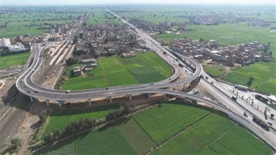 وزير النقل : بدء التشغيل التجريبي للكوبري أعلي مزلقان أبو حمص