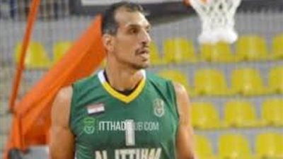 إصابة أسطورة السلة السكندرية بفيروس كورونا