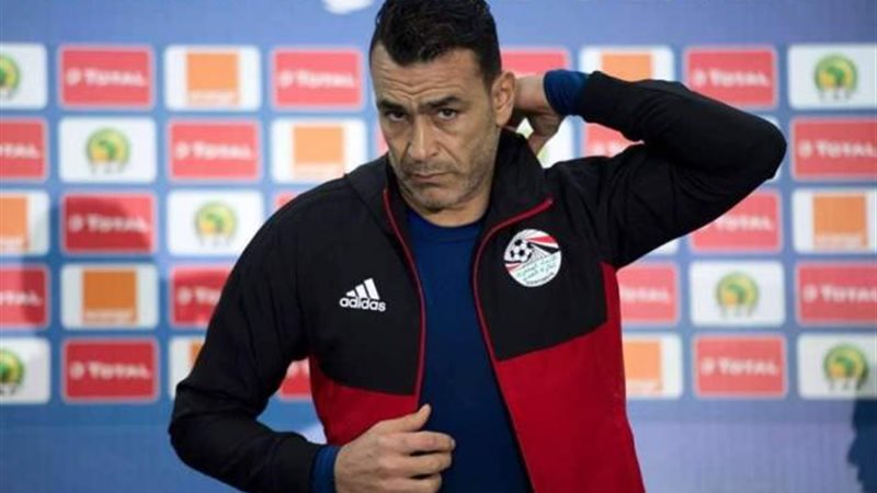 عصام الحضري