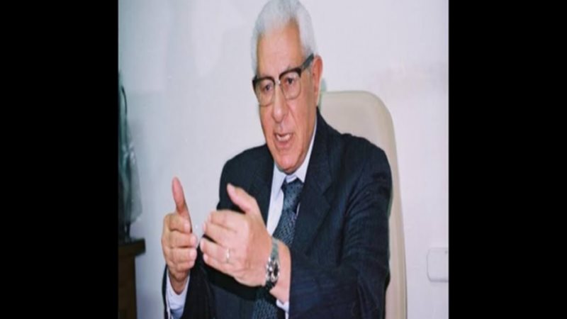 مكرم محمد أحمد