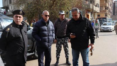 محافظ القليوبية يشهد إزالة 7 طوابق بأحد الأبراج المخالفة بطوخ