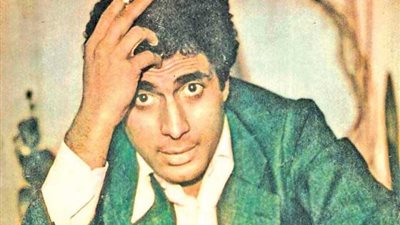 ”أهلاوي صميم وكرة القدم كادت تقتله”.. أحمد زكي وحكايته مع الرياضة