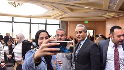 2246 وظيفة.. العمل تنجح في تنفيذ خطة ”الحصر والتدريب والتشغيل” لذوي الهمم