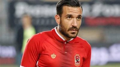 معلول يغيب عن تدريبات الأهلي