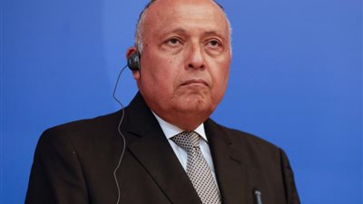 الخارجية : القاهرة وبغداد تبحثان التصعيد العسكري بالعراق وسوريا