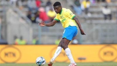 شوبير يكشف حقيقة تعاقد الأهلى مع نجم صن داونز قبل غلق القيد الشتوي اليوم