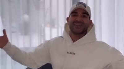 أحمد سعد يدعو جمهوره لحفله الغنائي الجديد