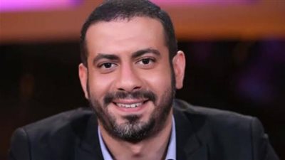 محمد فراج يوجه رسالة خاصة لـ هند صبري..اعرف التفاصيل