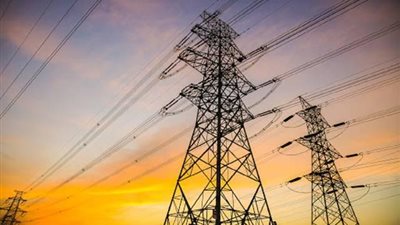 تطوير الشبكة القومية للكهرباء بـ900 مليار جنيه