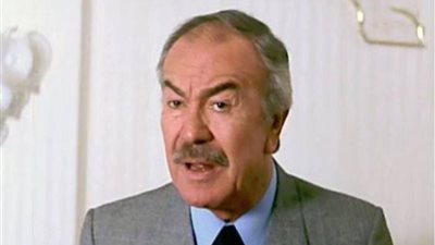 أستاذ الشر.. حكايات مأسوية فى حياة الراحل عادل أدهم