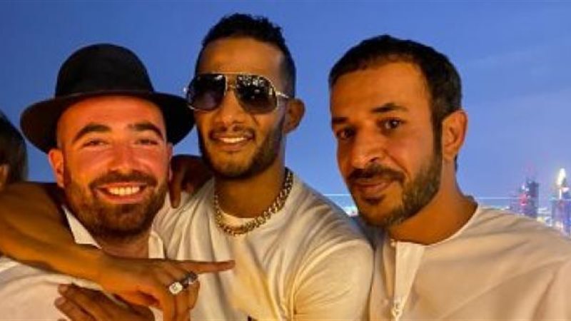محمد رمضان في أحضان