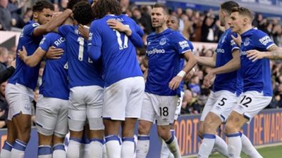 إيفرتون يخطط للاقتراب من الصدارة أمام فولهام في البريميرليج.. اليوم