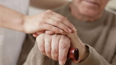 بعد شائعة إصابة بوتين .. معلومات لا تعرفها عن مرض باركنسون