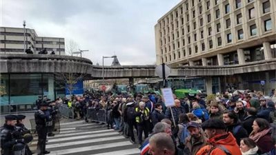 «المخدرات» .. كلمة السر في مظاهرات مواطني فرنسا