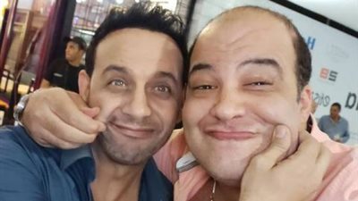 شريف باهر يداعب جمهوره بصورة مع مصطفى قمر: حبيبي الغالي