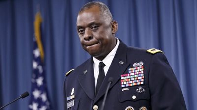 بعد نقله للمستشفى.. تطورات الحالة الصحية لـ وزير الدفاع الأمريكي