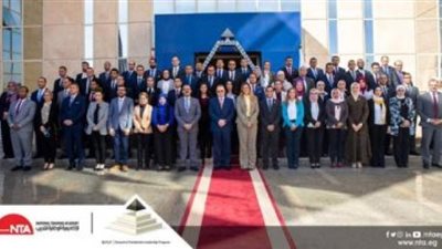 النائب العام يلتقى الدفعة الثالثة من البرنامج الرئاسى