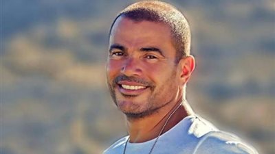 تفاصيل تعاقد عمرو دياب على مسلسل غنائي جديد