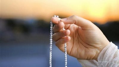 تشعر بأثرها في حياتك.. فضائل لا تعرفها عن ذكر الله (فيديو)