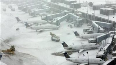 ارتباك في المطارات الأمريكية بعد إلغاء 1000 رحلة جوية