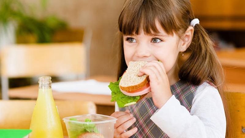 أطعمة تساعد على التركيز