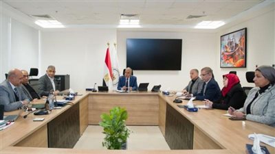 وزير الري يوجه بسرعة طرح الأعمال في مصرف كيتشنر