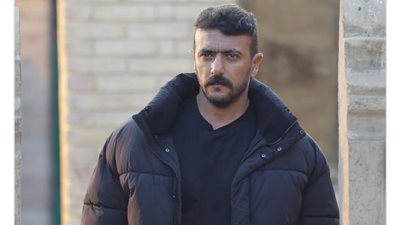 أحمد العوضي يخطف الأنظار بكواليس مسلسل ”حق عرب”