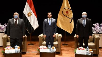 بالصور .. ننشر تفاصيل ندوة  ”مصر أولا.. لا للتعصب” بحضور وزير الشباب والرياضة ورئيس جامعة حلوان