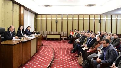 أزمة نقص الأدوية المستوردة تضع الحكومة في مأزق أمام أصحاب الأمراض المزمنة| خاص