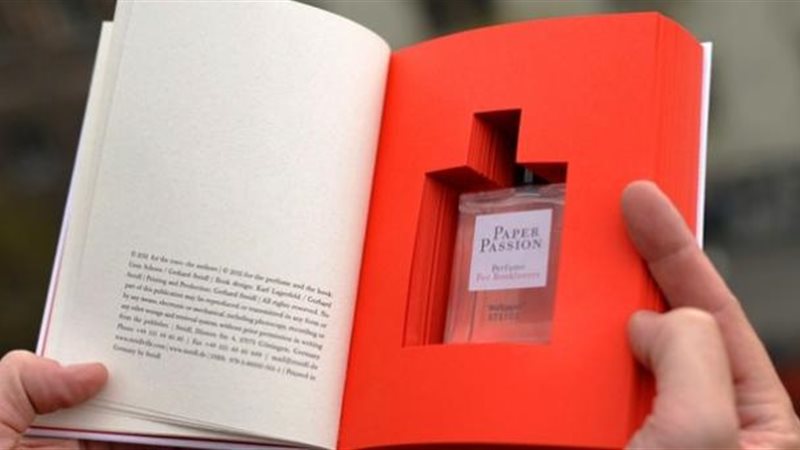 عطر برائحة الكتب