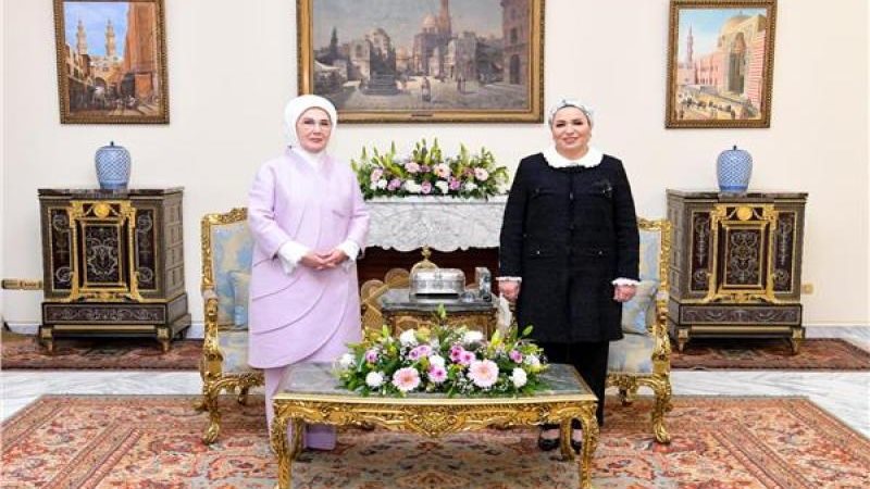 انتصار السيسى وقرينة