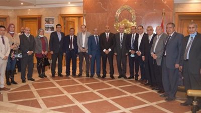 «الجمارك» تناقش مقترحات «تجارية القاهرة» فى القانون الجديد