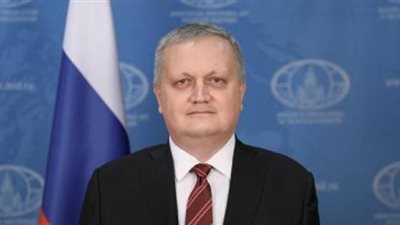 سفير روسيا يبحث مع أعضاء المجلس المصرى للشئون الخارجية تعزيز علاقات التعاون