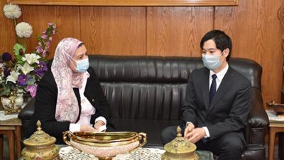 بالصور .. تفاصيل لقاء عميد ألسن عين شمس مع السفير اليابانى بالقاهرة