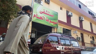 تفاصيل إحالة 19 طبيب و9 ممرضات للتحقيق بأسيوط