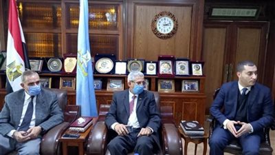 محافظ كفر الشيخ يتابع خطة تطوير بحيرة البرلس