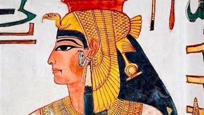 لن تصدق.. أول عبارة غزل في التاريخ قالها ملك لزوجة تزوج عليها 54 امرأة