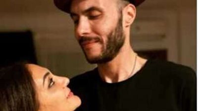 ليلى الفاروق تظهر في أحضان صديقها وتثير حيرة متابعيها.. فهل انفصلت عن أمير عيد؟