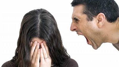 ما حكم تطليق السكران لزوجته وهو لا يعي ما يقول؟