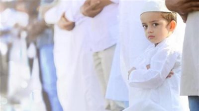 تعرف على حكم اصطحاب الأطفال للصلاة في المساجد