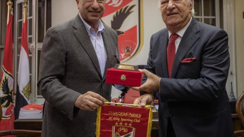 الخطيب