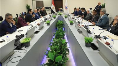 توجيهات مشددة من وزير الصحة للرقابة على بنوك الدم