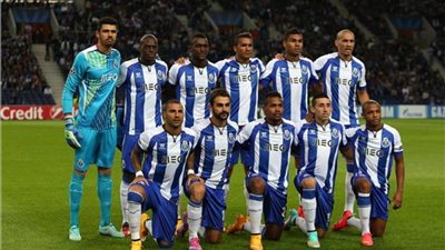 التعادل السلبي سيد الموقف بين بورتو و أرسنال في الشوط الأول بدوري الأبطال