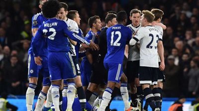 ديربي لندن يرسم ملامح المنافسة على لقب الدوري الإنجليزي