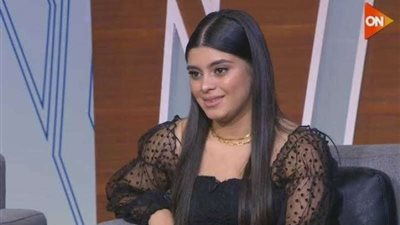 ابنة النجوم فنانة.. تفاصيل دور نجلة أشرف زكى وروجينا في سر إلهى