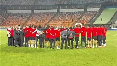 الأهلي يختتم تدريباته لمواجهة الزمالك بنهائي القرن (صور)