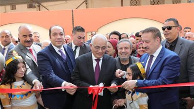 وزير التعليم ومحافظ المنوفية يفتتحان مدرسة المساعي المشكورة الإعدادية الجديدة (صور)